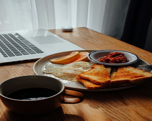 Simple home breakfast preparation